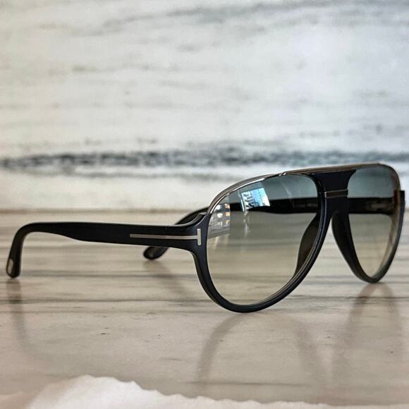 Tom Ford Dimitry Vintage Aviator Sunglasses - Picture 2 of 5